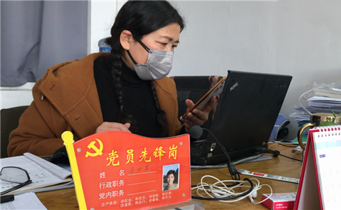 目标生班党员教师马世美上课