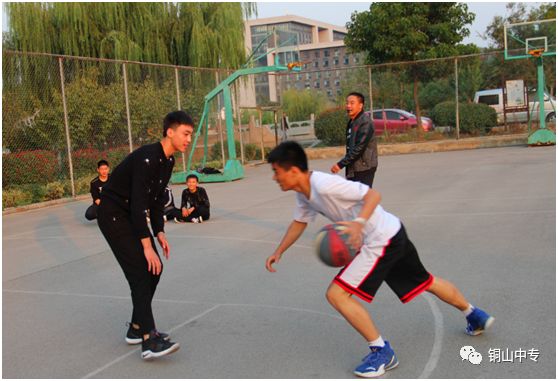 说明: https://mmbiz.qpic.cn/mmbiz_png/QsAtBZK3tia8svMVc7oY1Wgz4mGWV4re16KfV9CoFLRGicNeWVdGiaREhvrQp4DicqmwPQULsaEsHiazvHsAicJ90bZw/640?wx_fmt=png