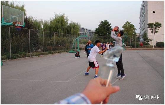 说明: https://mmbiz.qpic.cn/mmbiz_png/QsAtBZK3tia8svMVc7oY1Wgz4mGWV4re1gNFqDD30jDEm97cyUP4AuFOiaz2U6hOSYGYt0KqdzKMUyRwyxxe9KZQ/640?wx_fmt=png