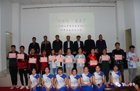 说明: https://mmbiz.qpic.cn/mmbiz_png/QsAtBZK3tiaib9hPYDZIxyP7bQrurQpEGv1djOjt5swZwiamMXurBt2xQJQmGXicDRxFsNZHVpaxOqCNf1UaYHpoIQ/640?wx_fmt=png