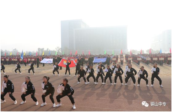 说明: https://mmbiz.qpic.cn/mmbiz_png/QsAtBZK3tia8tE9v5gmdSvlfEKQtqdef0ke9evTPBqukW6tV2etK7DJjywibNDHqYMIfFoAwZI41I6DoNahgIKrA/640?wx_fmt=png