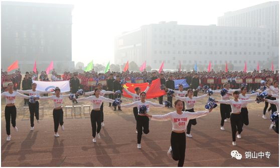 说明: https://mmbiz.qpic.cn/mmbiz_png/QsAtBZK3tia8tE9v5gmdSvlfEKQtqdef0pTRMDRpgPtngNUlxKowyBEXXBeYSuJWChtH8ofjKAV7kDIibkSC8fOg/640?wx_fmt=png