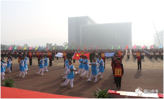 说明: https://mmbiz.qpic.cn/mmbiz_png/QsAtBZK3tia8tE9v5gmdSvlfEKQtqdef0KCX1h716ttzs5qxAxuS7XRxb49fDnOBSWAHZiaA7L3bC3l4oByOdL5Q/640?wx_fmt=png