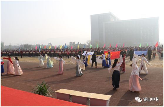 说明: https://mmbiz.qpic.cn/mmbiz_png/QsAtBZK3tia8tE9v5gmdSvlfEKQtqdef0A7xYKQia8ic5SCRN2BqoMlmyv19iaboy2icjfYLF6rBtLwNmsIDIgZzw9A/640?wx_fmt=png