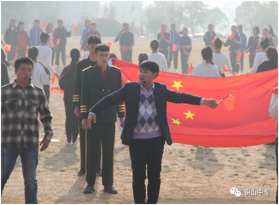 说明: https://mmbiz.qpic.cn/mmbiz_png/QsAtBZK3tia8tE9v5gmdSvlfEKQtqdef0Ghr6UY2wcO8VqbnbSc7B9cnf6I2jECfnt2Lsn5WB0qKdCDXnxfk3vw/640?wx_fmt=png