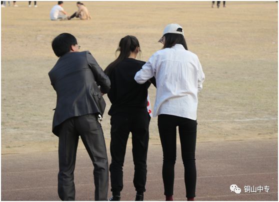 说明: https://mmbiz.qpic.cn/mmbiz_png/QsAtBZK3tia8tE9v5gmdSvlfEKQtqdef0wXjAvtwqbtia2icSAaHzjvicIvlu4O6hBkSJgZ0xoibMSjGic9veC3IQqIw/640?wx_fmt=png