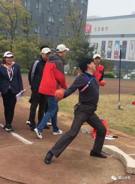 说明: https://mmbiz.qpic.cn/mmbiz_png/QsAtBZK3tia8tE9v5gmdSvlfEKQtqdef0nFZTwykeibDmAnK2rOm5RLCFibnS2HBX9Xk8libZRCA9VvNsuKKng97CA/640?wx_fmt=png