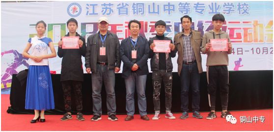 说明: https://mmbiz.qpic.cn/mmbiz_png/QsAtBZK3tia8tE9v5gmdSvlfEKQtqdef0vk3rszf0wemaU9kWKl9IqvuYr3dYljuGcMcwSm1tXyhOxbMQUO6j6Q/640?wx_fmt=png