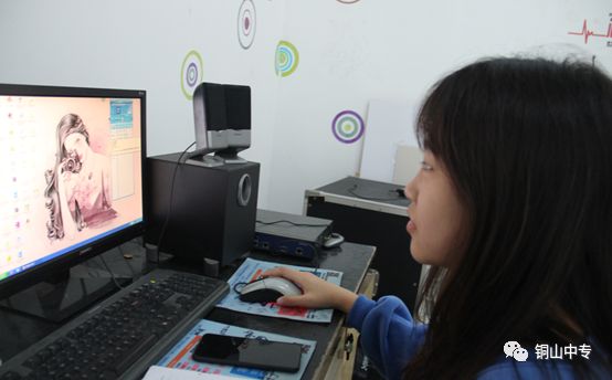 说明: https://mmbiz.qpic.cn/mmbiz_png/QsAtBZK3tia9TMrL6fjhkDXbbW27icX8mia2hGA1PbXGaxRAQY9zBaOpFAHGqFjdeibtictQvfk0EIjJ3x1nAmG8icmg/640?wx_fmt=png
