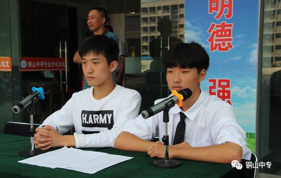 说明: https://mmbiz.qpic.cn/mmbiz_png/QsAtBZK3tia9TMrL6fjhkDXbbW27icX8miaTJon8Eic1xx9N5P94vTlnaiaLvcxYQiaz6LoGxePRwwAfq476YpDktbZA/640?wx_fmt=png