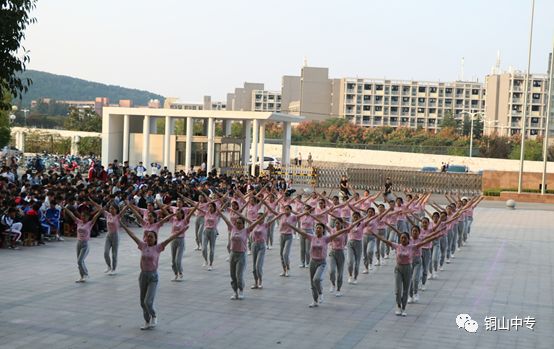 说明: https://mmbiz.qpic.cn/mmbiz_png/QsAtBZK3tia9TMrL6fjhkDXbbW27icX8miaYRjs0TUrnNV4HNSvDFQGPj4vs9mTiaQ8kbhXcKM1Q1Zhrq1Auu6xbnQ/640?wx_fmt=png