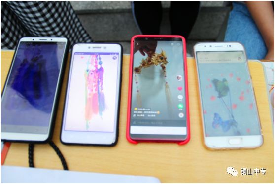 说明: https://mmbiz.qpic.cn/mmbiz_png/QsAtBZK3tia85xu6JwaodIk2VMnYqWQE8FPR5SmIKsYpT91048ty2U13MIAnQoGDaJIFDhj4XaPW7O7J7xAxqyQ/640?wx_fmt=png