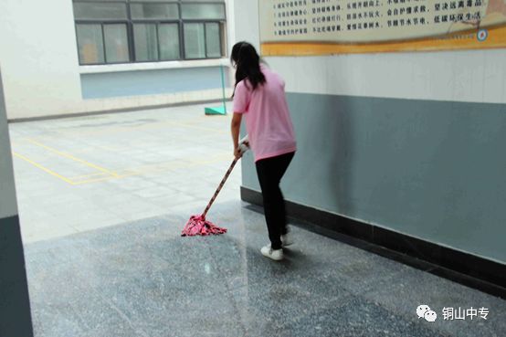 说明: https://mmbiz.qpic.cn/mmbiz_png/QsAtBZK3tiaibElbXzIDvXh5QickL7ibUaFDaKxF0fqUgOlG26WfxVstRib1wbT93SjHuJ5EZU7YGPuYjH5kk9FyY9w/640?wx_fmt=png