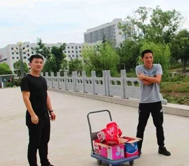 说明: https://mmbiz.qpic.cn/mmbiz_jpg/QsAtBZK3tiaibElbXzIDvXh5QickL7ibUaFDnHgFLp2g2Y57OlMFEo9vJjBj7q5LDpOUOyREJMK0yM6a22tNz5NQQA/640?wx_fmt=jpeg