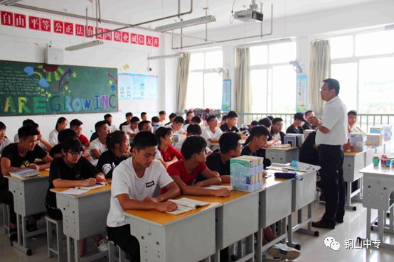 说明: https://mmbiz.qpic.cn/mmbiz_png/QsAtBZK3tiaibElbXzIDvXh5QickL7ibUaFDP3lEsetvD9D62PVuSjpCXuVC367jWLTE32HNNtNKmekzz9Q36I52Wg/640?wx_fmt=png