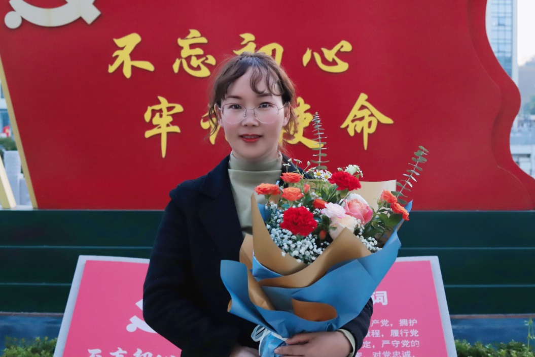 C:\Users\86136\Desktop\微信图片_20230226205632.jpg